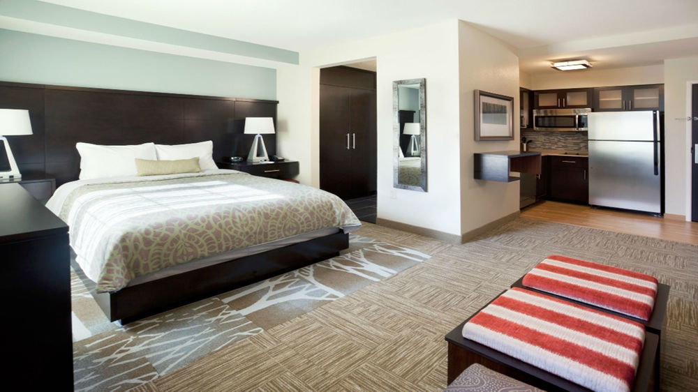 Staybridge Suites Corona South By Ihg Exterior foto