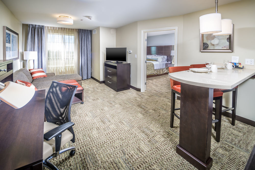 Staybridge Suites Corona South By Ihg Exterior foto