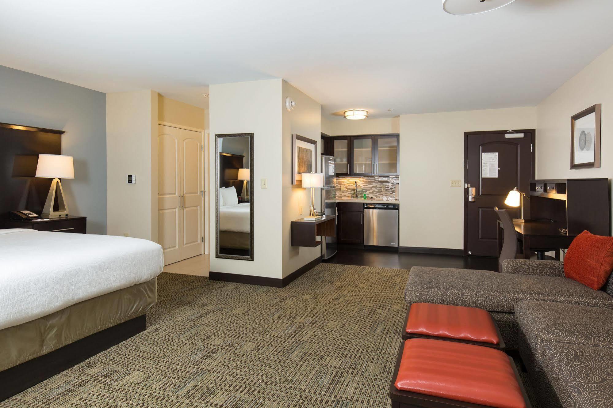Staybridge Suites Corona South By Ihg Exterior foto