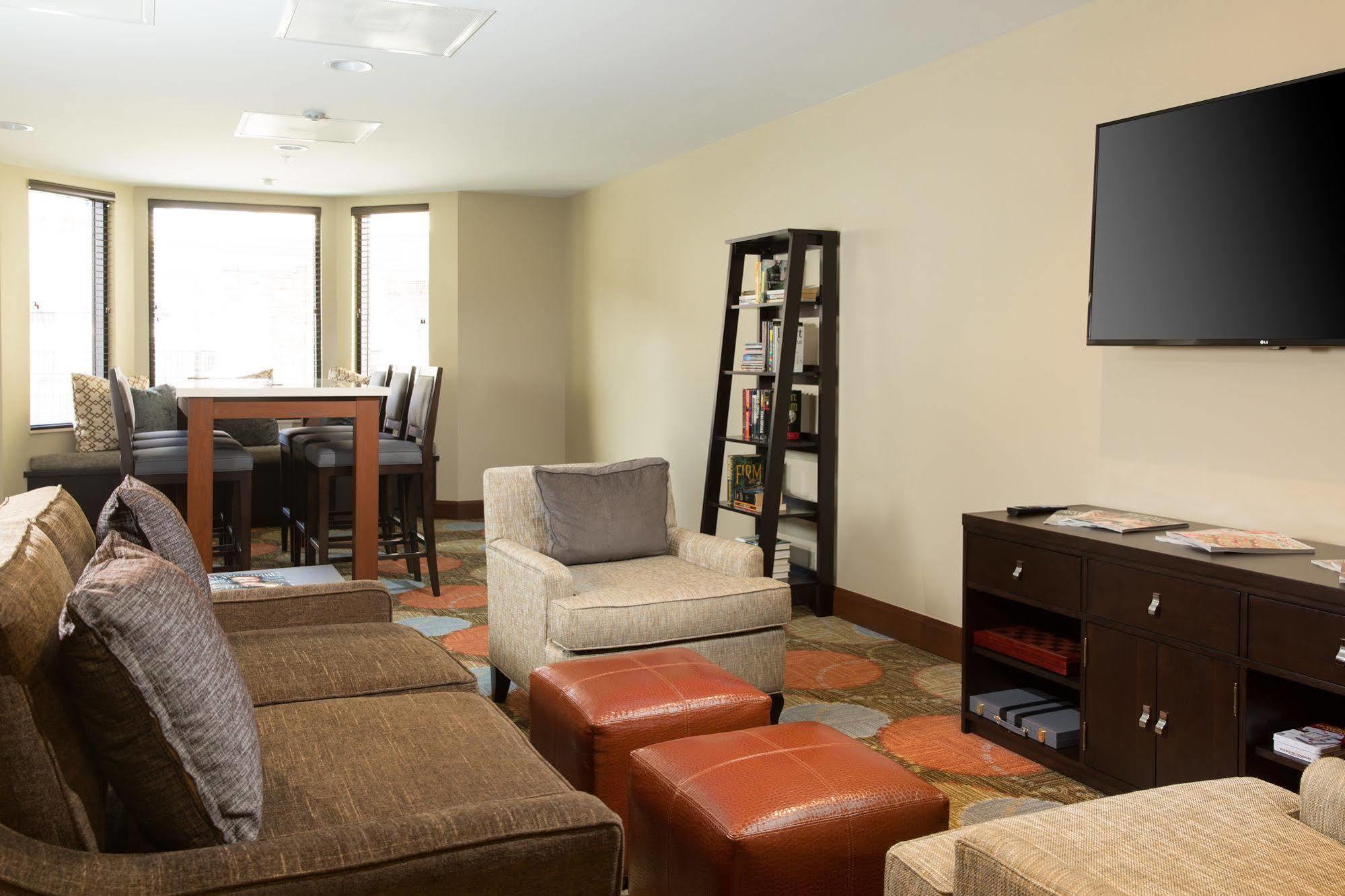Staybridge Suites Corona South By Ihg Exterior foto